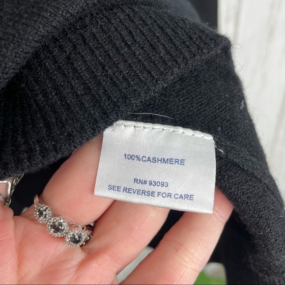 Tyler Boe 100% cashmere black sweater - Picture 4 of 6